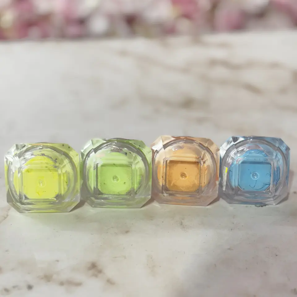 AQUA LINER  4