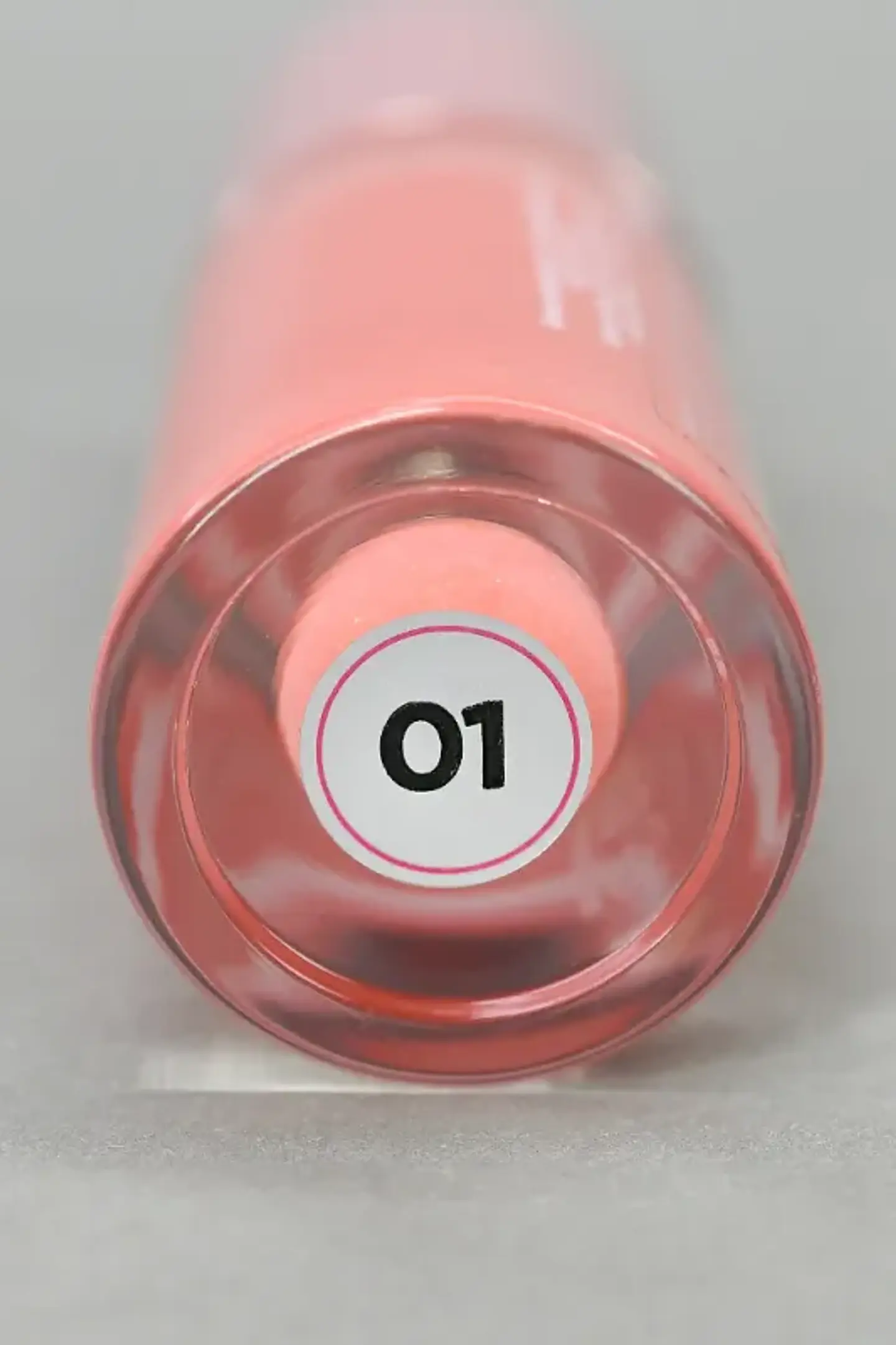 Lip gloss con color  “01” 2