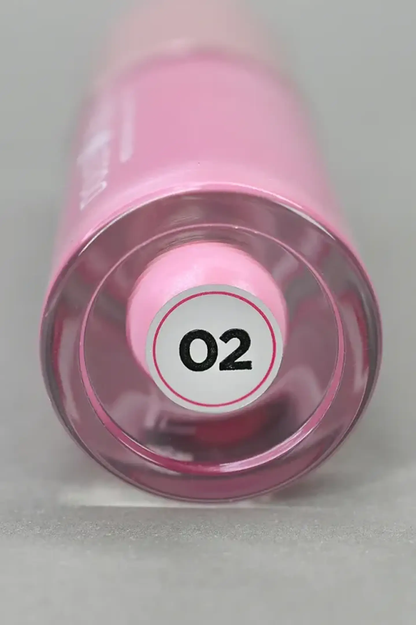 Lip gloss con color  “02” 3