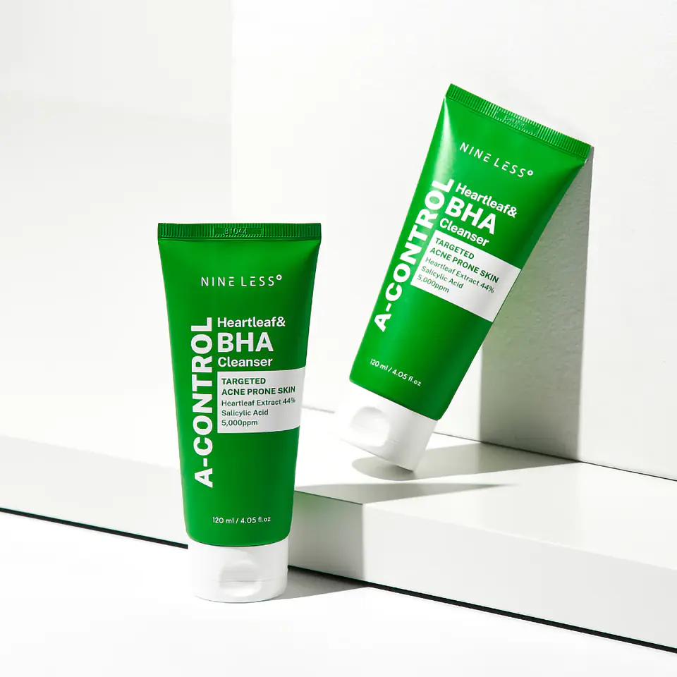 Jabon  A-Control Heartleaf & BHA 25ml MINIATURA 2
