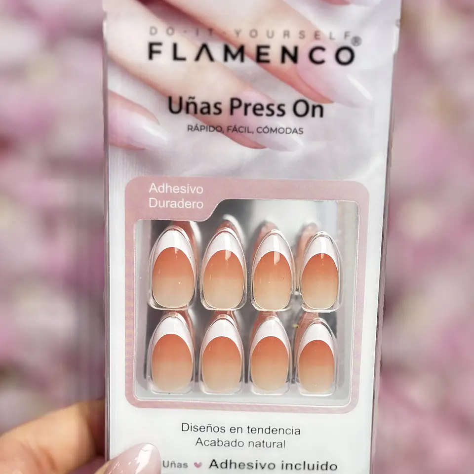 uñas press on “degrade francesa” 1