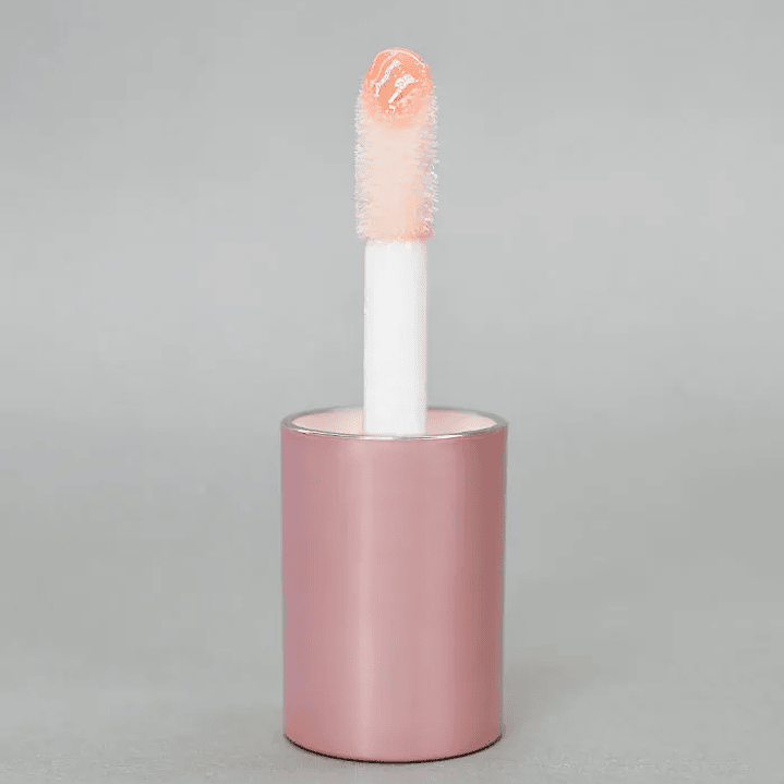 Lip gloss con color “03” 2