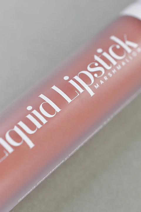 Labial Líquido Marshmallow "Creme brulee"