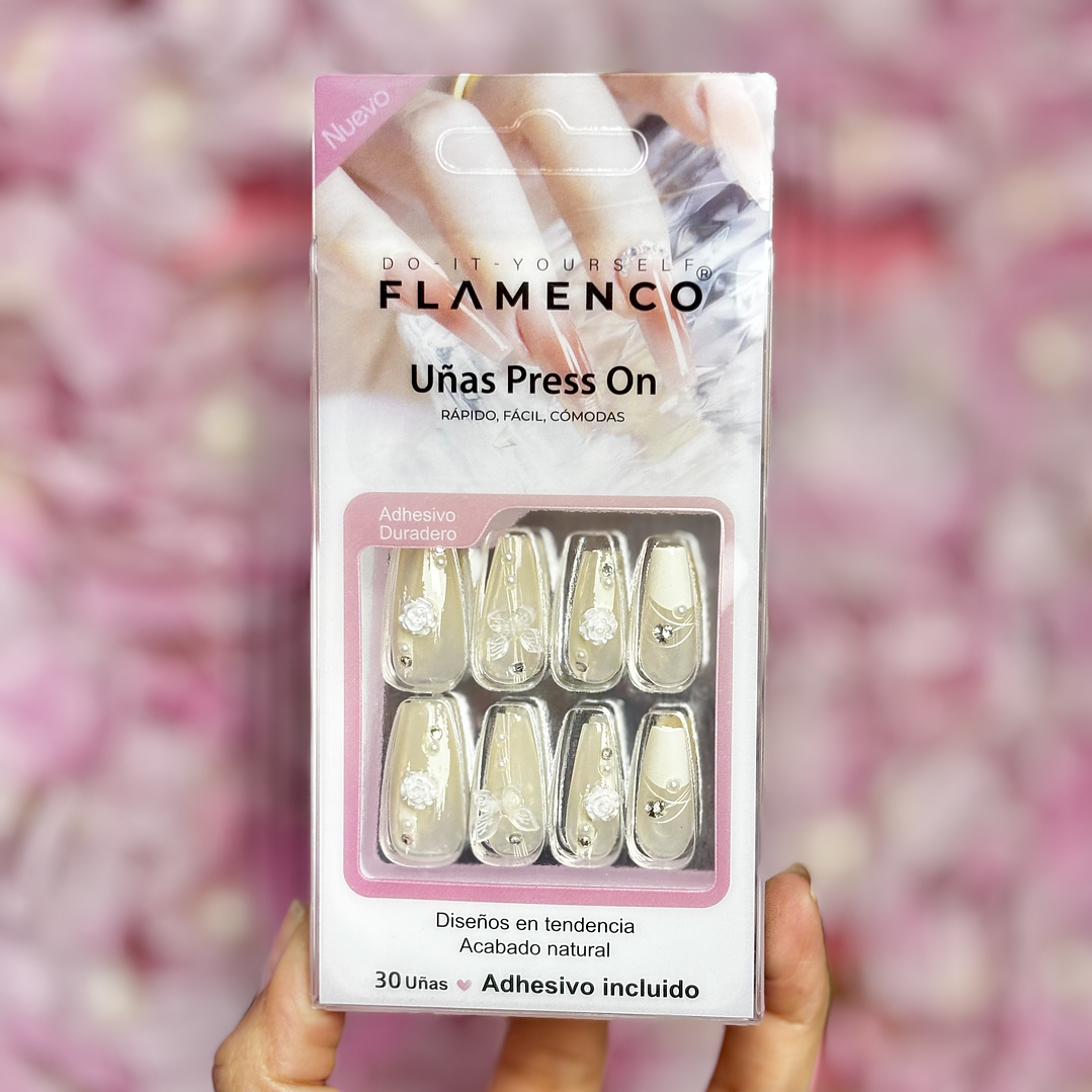 Uñas press on “detalles 3D” 1