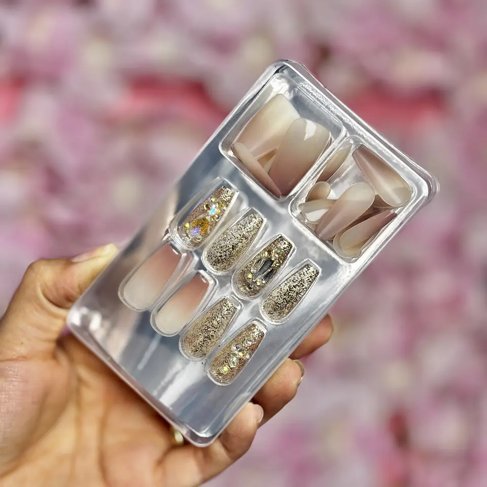 uñas press on “café degrade” 3