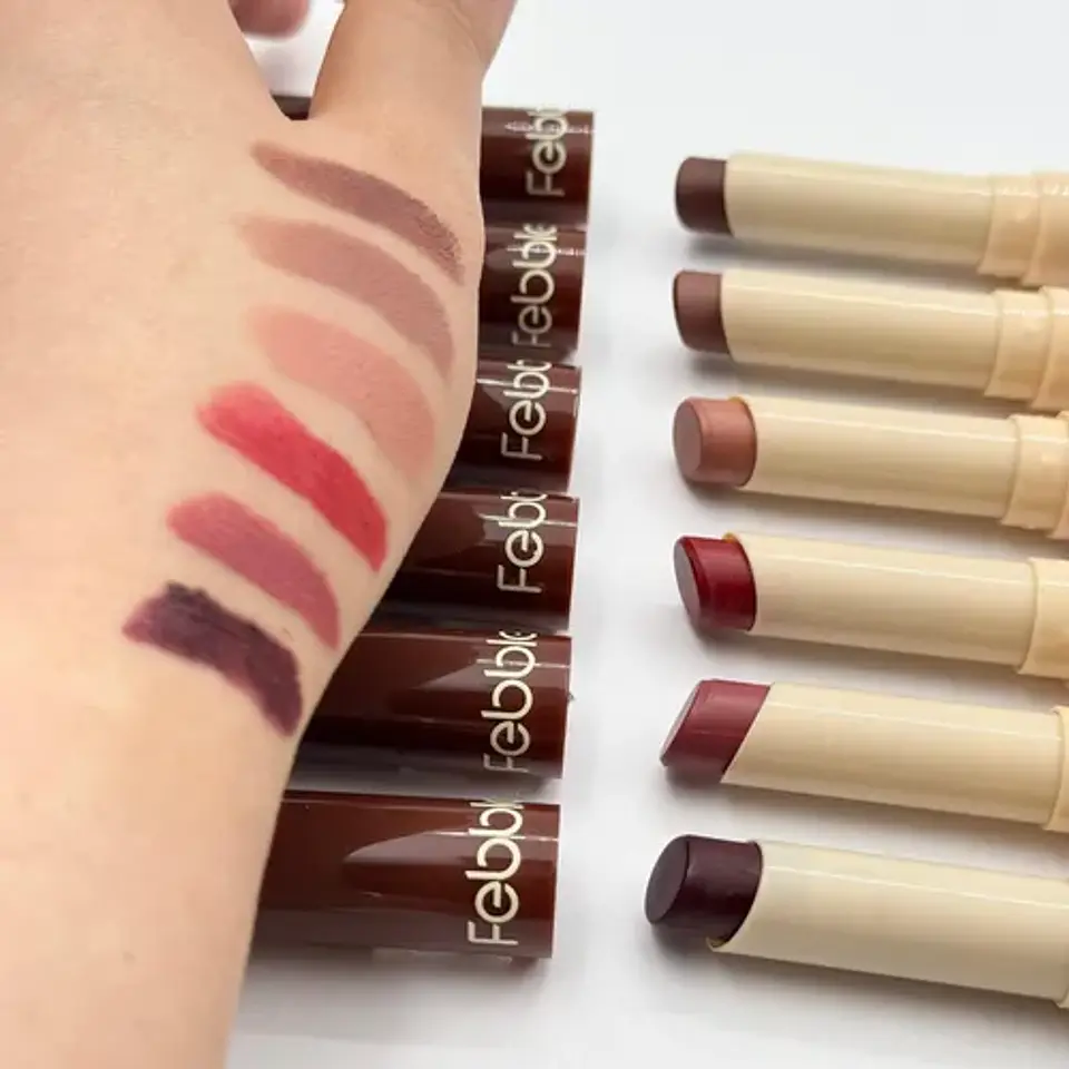 lipstick lapiz 2