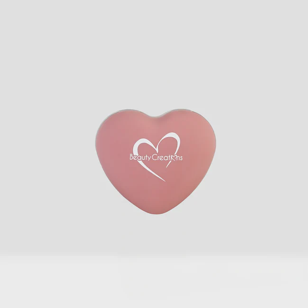  Cutie para labios y mejillas con pincel 4