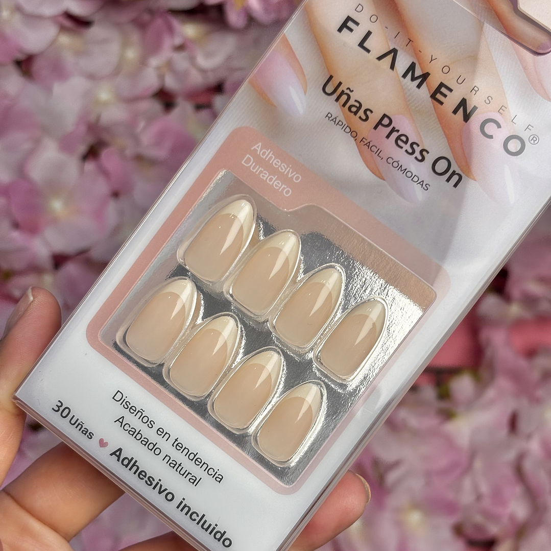 uñas press on (01) 3