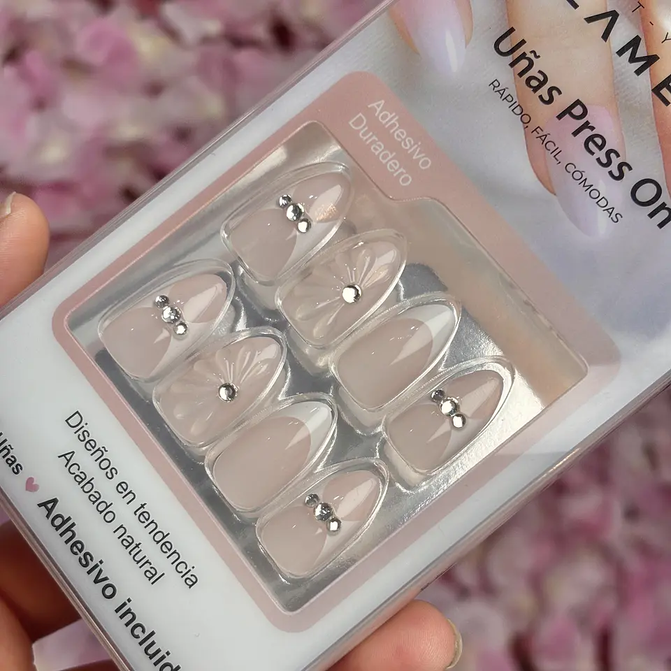 uñas press on (69) 3