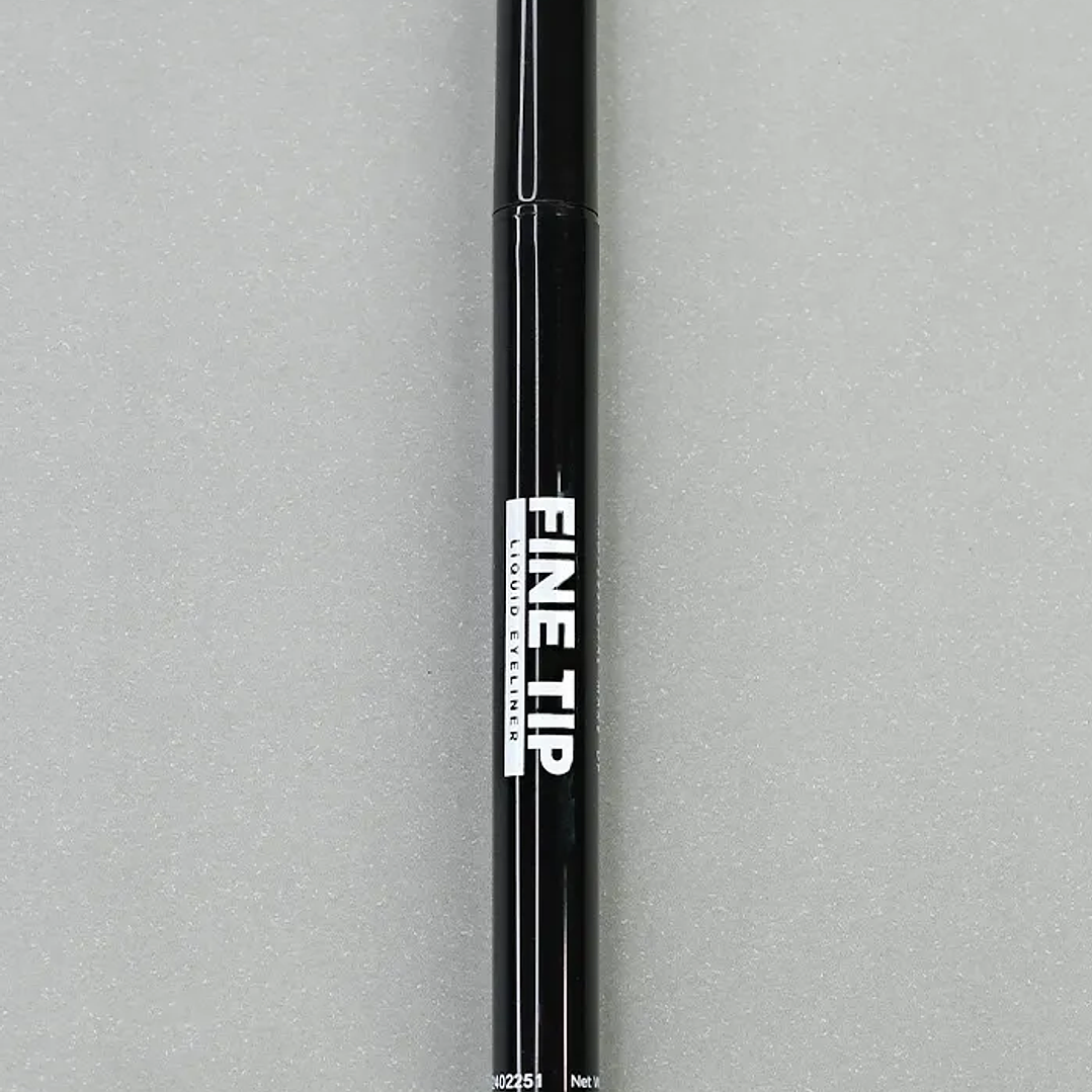 Delineador Líquido Plumón 1