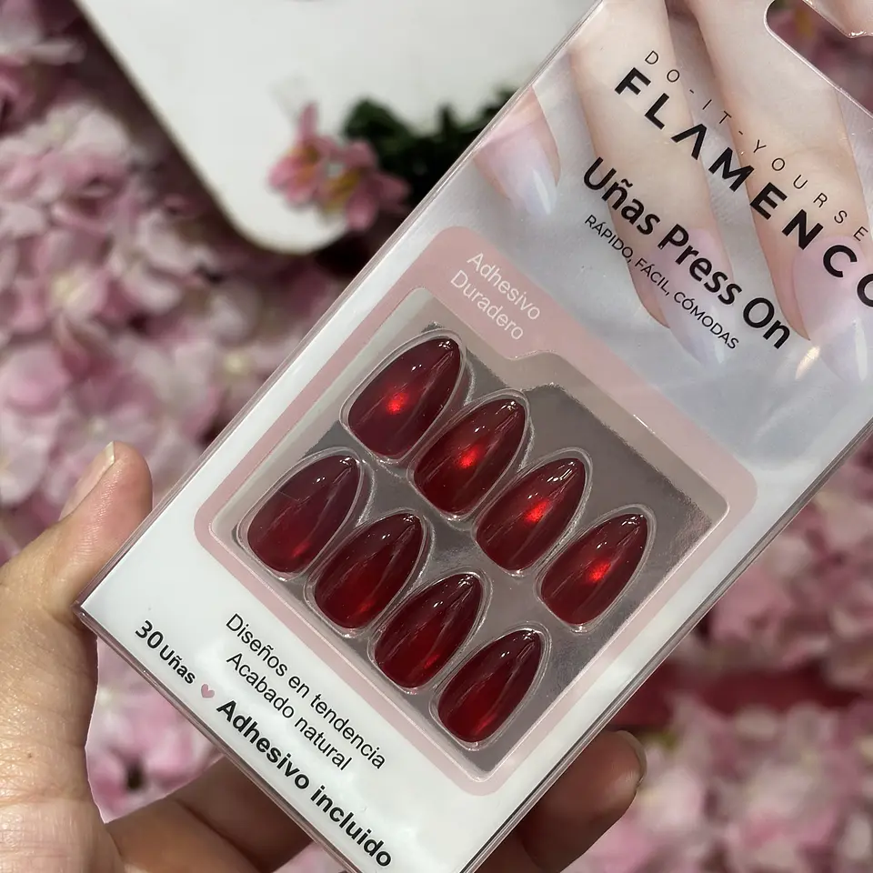 uñas press on rojas  2