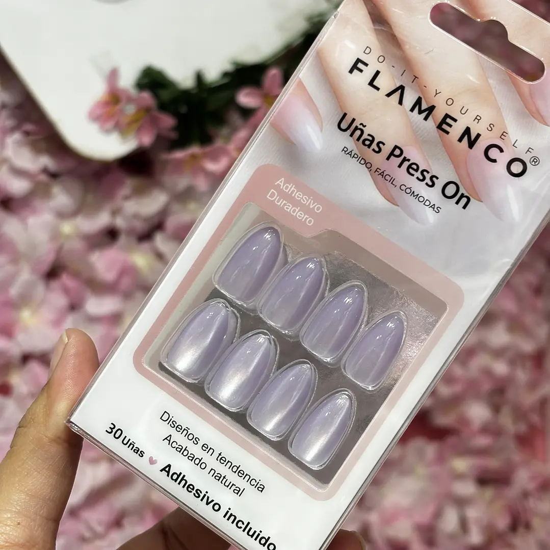 uñas press on lilas 2