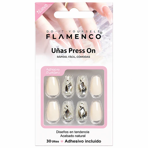 uñas press on "blanca con diamantes"