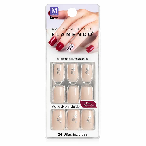 uñas press on "corazones"