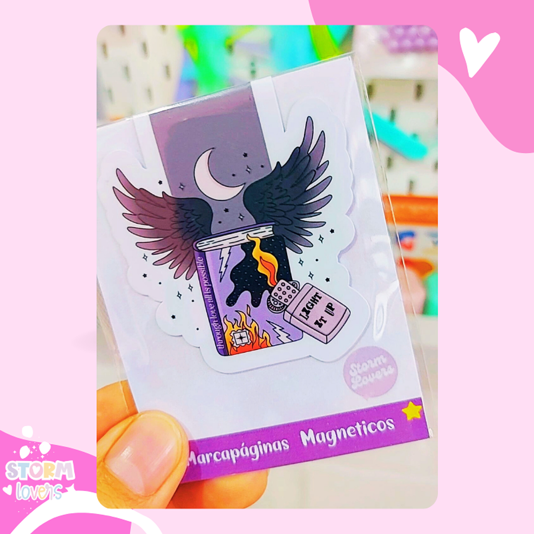 Marcapáginas Magnéticos |  Crescent City 1