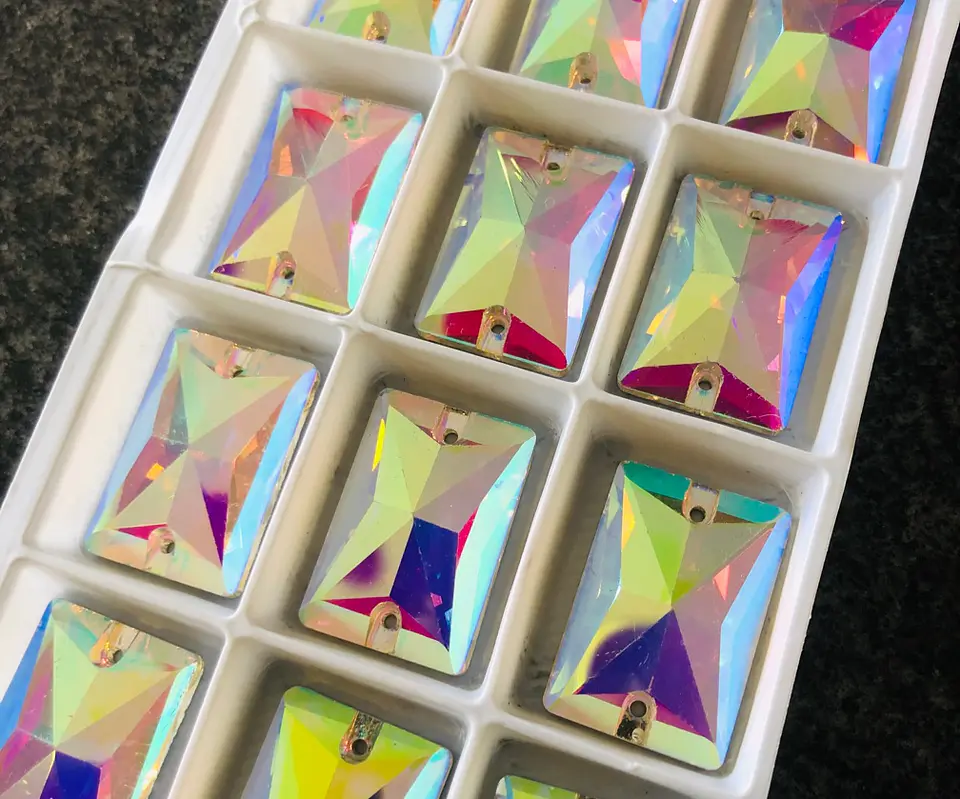 Crystal Rectangular Tornasol 1