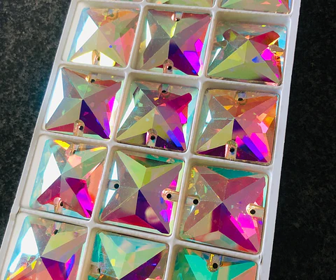 Crystal Cuadrado Tornasol