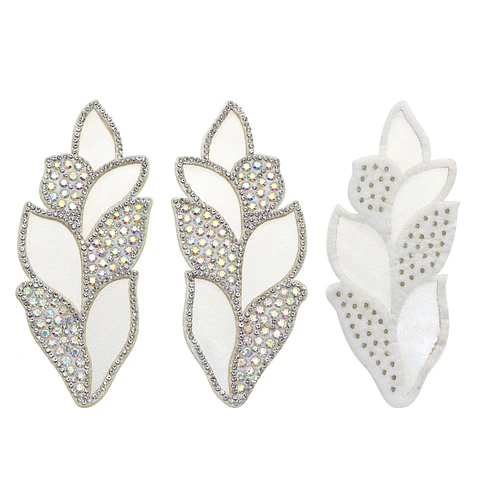 Aplicación con cristales blanco 5x11cm