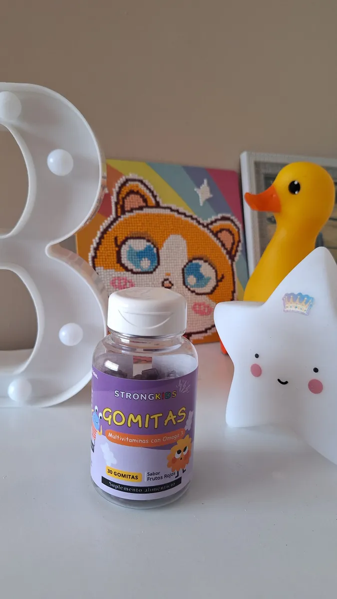 Pack Gomitas Multivitamínicas Infantil con Omega3 Strongkids Frutos Rojos 5