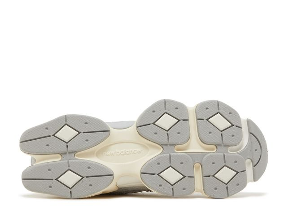 NEW BALANCE 9060 'QUARTZ GREY' 4