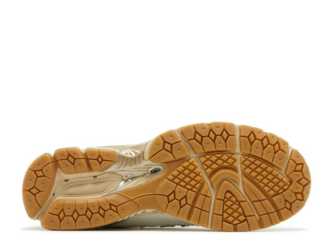 NEW BALANCE 1906R 'WHITE GREEN' 4