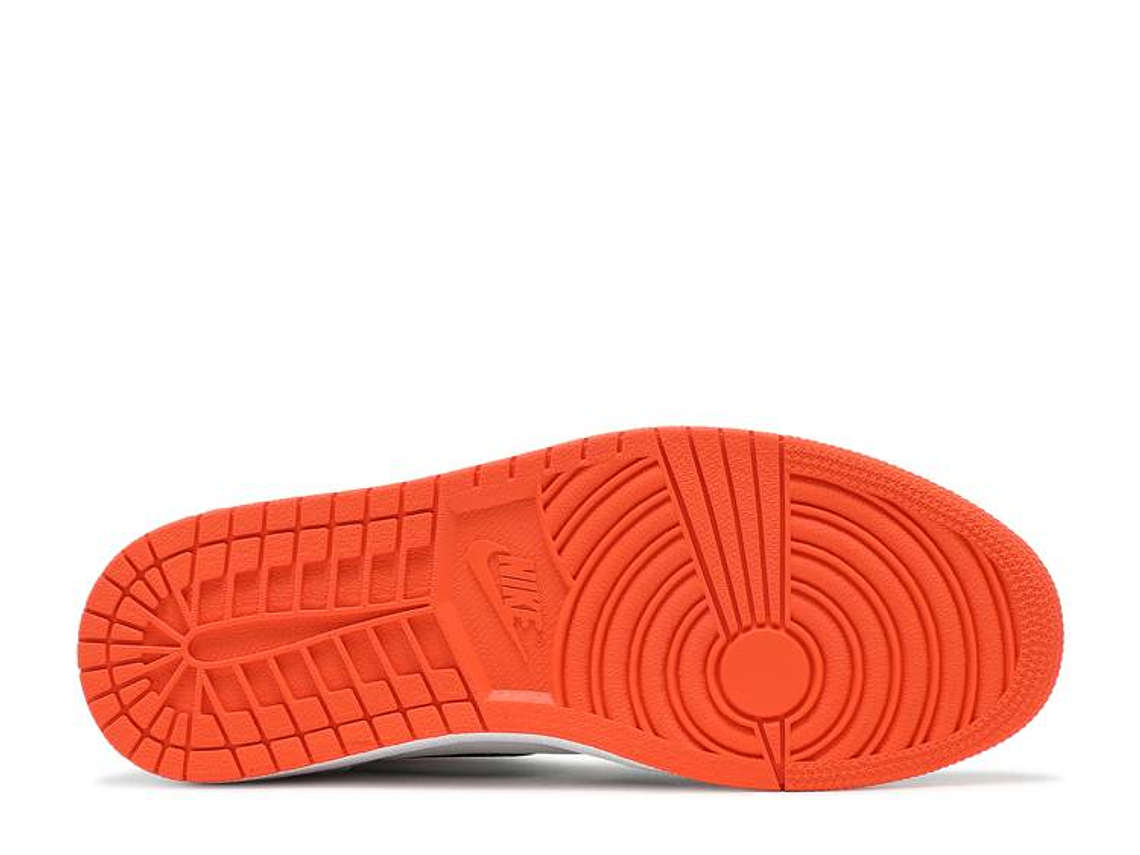 AIR JORDAN 1 RETRO HIGH OG 'ELECTRO ORANGE' 4