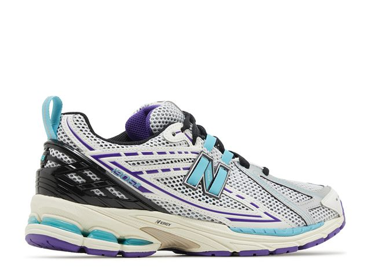 NEW BALANCE 1906R 'HORNETS' 3