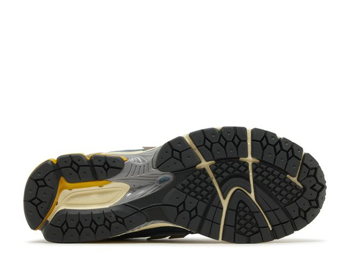 NEW BALANCE 1906R 'NEW SPRUCE' 4