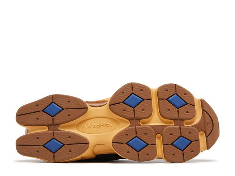 NEW BALANCE 9060 'BLACK ROYAL GUM' 4