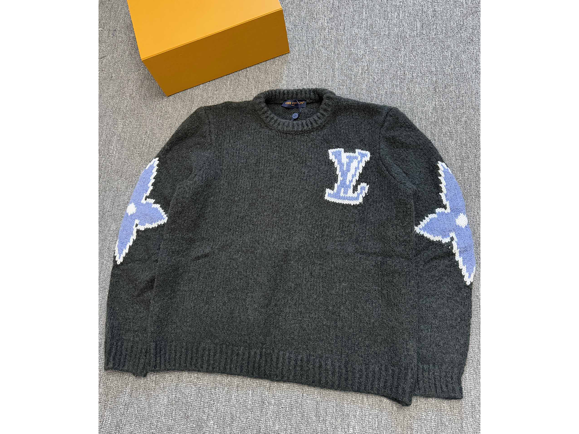 LOUIS VUITTON SKI Sweater 2
