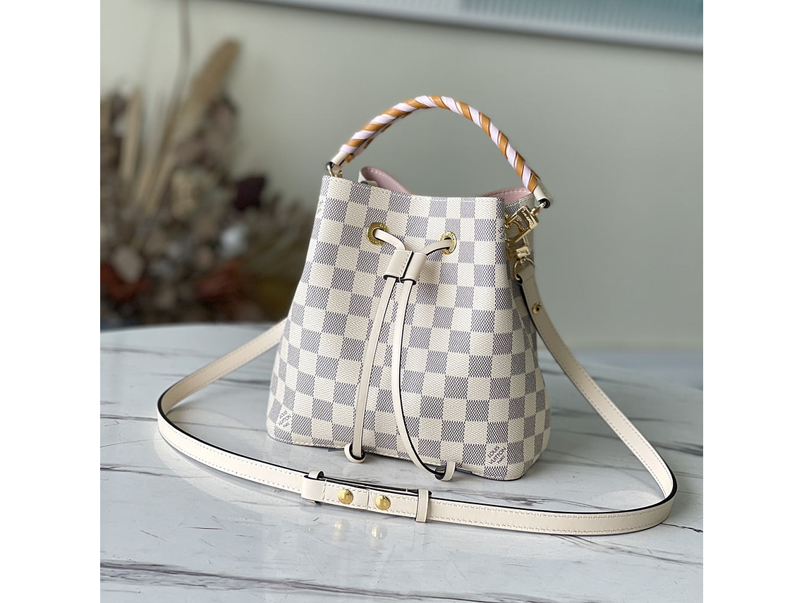 Louis Vuitton N¨¦oNo¨¦ BB Bucket Bag 9