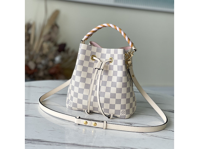 Louis Vuitton N¨¦oNo¨¦ BB Bucket Bag 9