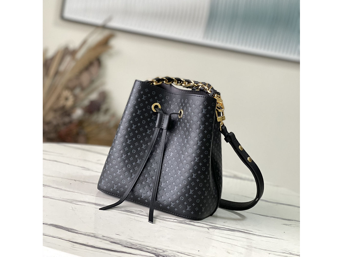 Louis Vuitton N¨¦oNo¨¦ BB Bucket Bag 10