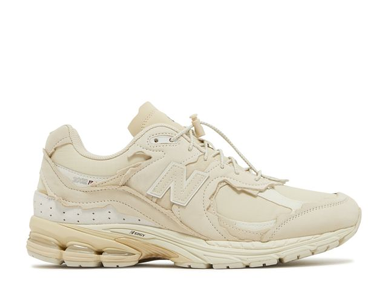 NEW BALANCE 2002R 'PROTECTION PACK - SANDSTONE' 1