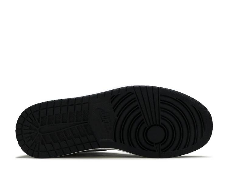 AIR JORDAN 1 RETRO HIGH OG 'SILVER TOE' 4