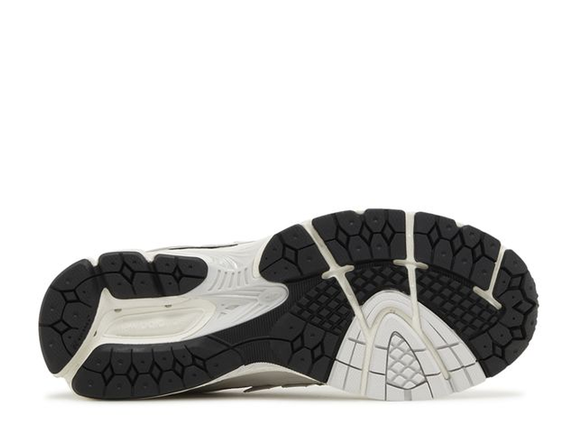 NEW BALANCE 1906R 'RAIN CLOUD' 4