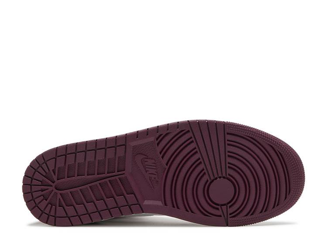 AIR JORDAN 1 RETRO HIGH OG 'BORDEAUX' 4