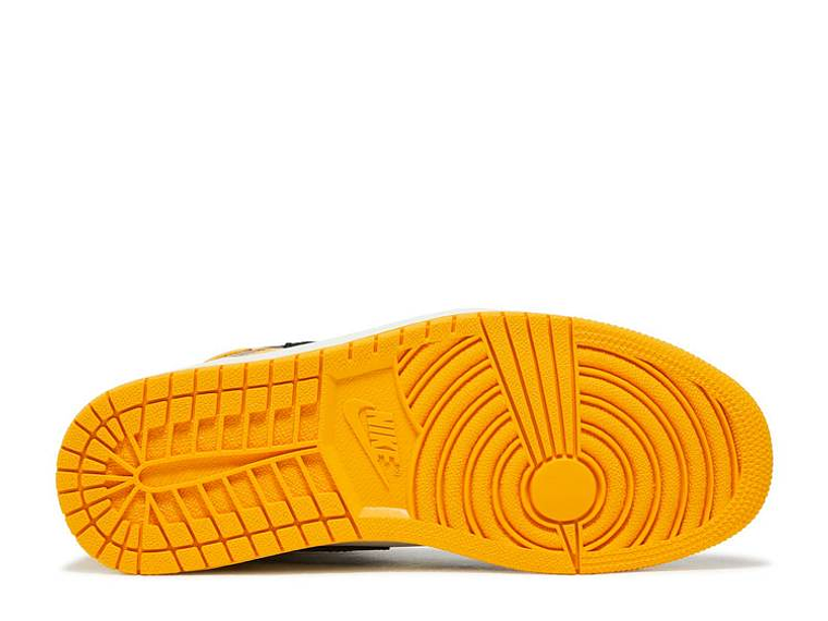 AIR JORDAN 1 RETRO HIGH OG 'YELLOW TOE' 4