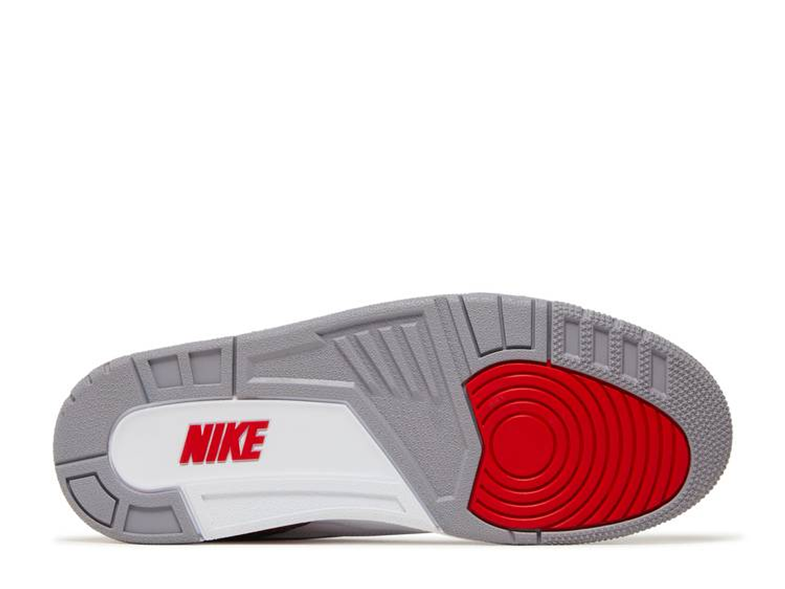 AIR JORDAN 3 RETRO 'FIRE RED' 4