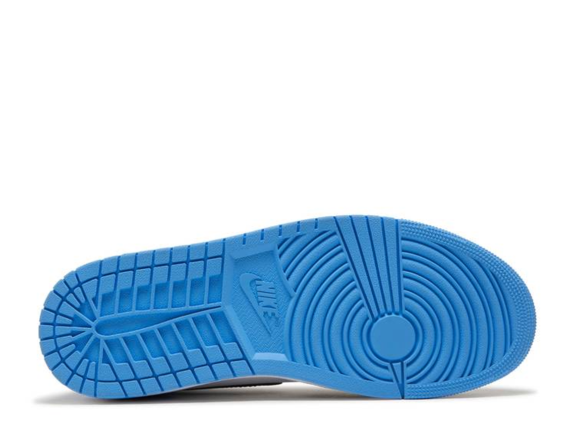 AIR JORDAN 1 RETRO HIGH OG 'UNC TOE' 4