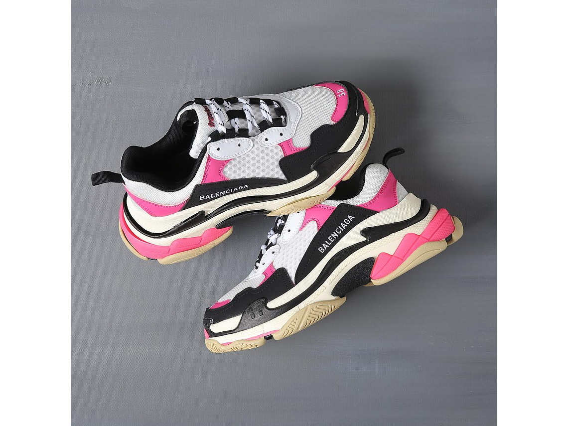 Balenciaga Triple S pink white 2