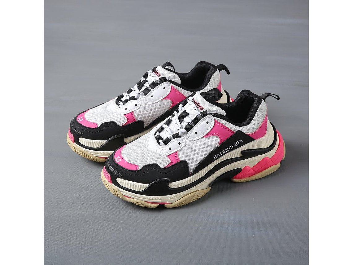 Balenciaga Triple S pink white 3