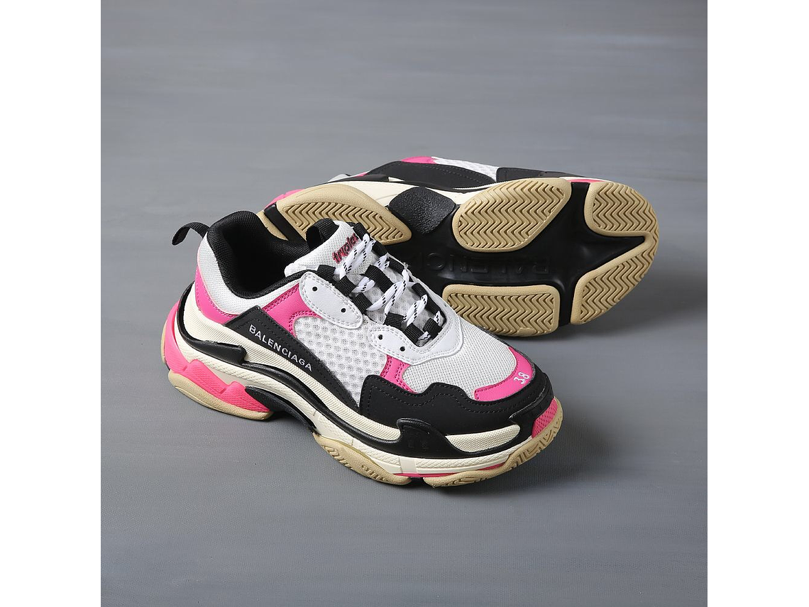 Balenciaga Triple S pink white 4