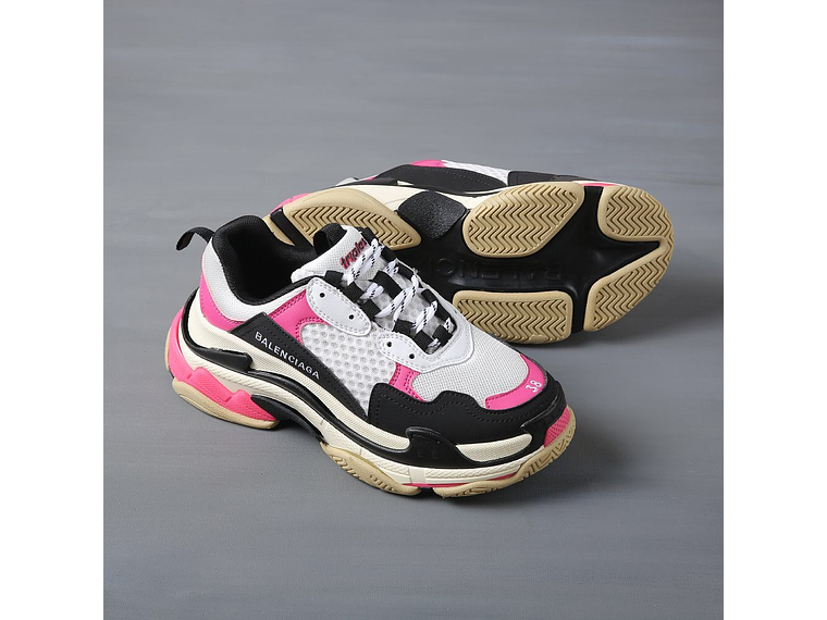Balenciaga Triple S pink white 4