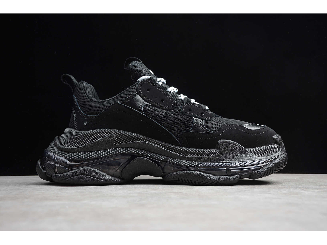 Balenciaga Triple S Clear Sole black 1