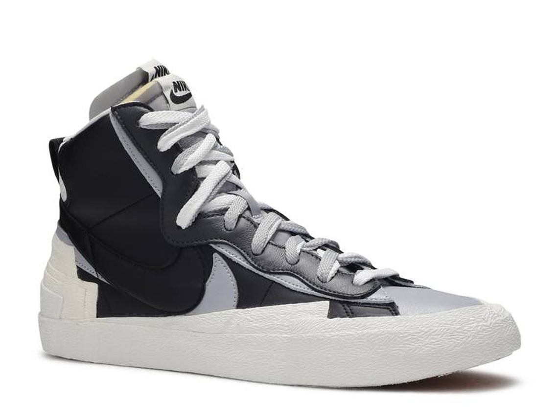SACAI X NIKE BLAZER MID 'BLACK GREY' 2
