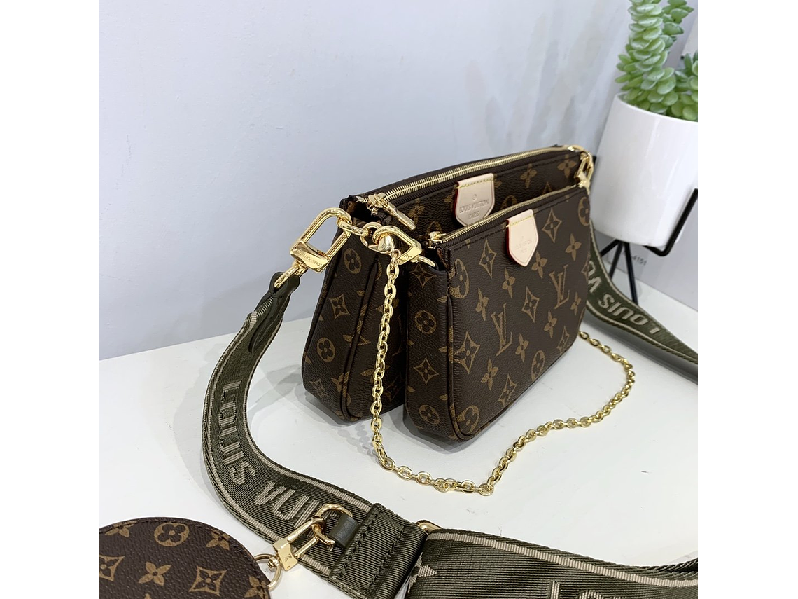 LOUIS VUITTON MULTI POCHETTE ACCESSORIES BAG 13