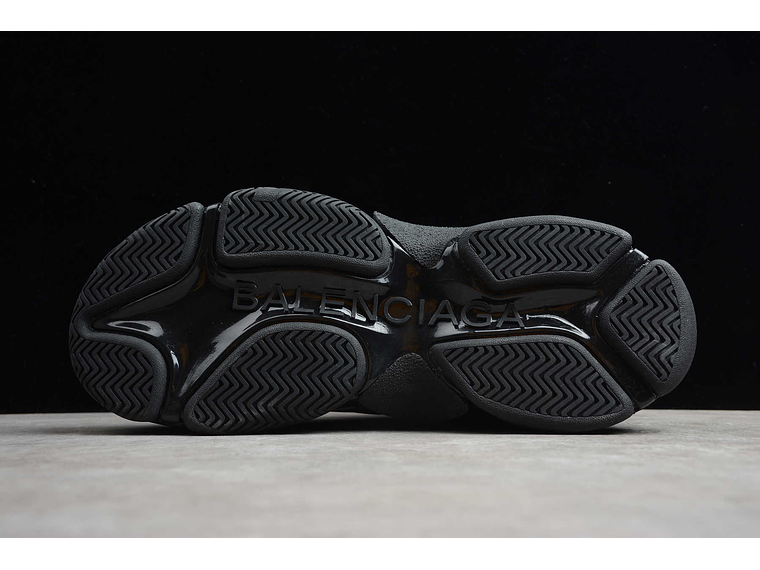Balenciaga Triple S Black barrage 2