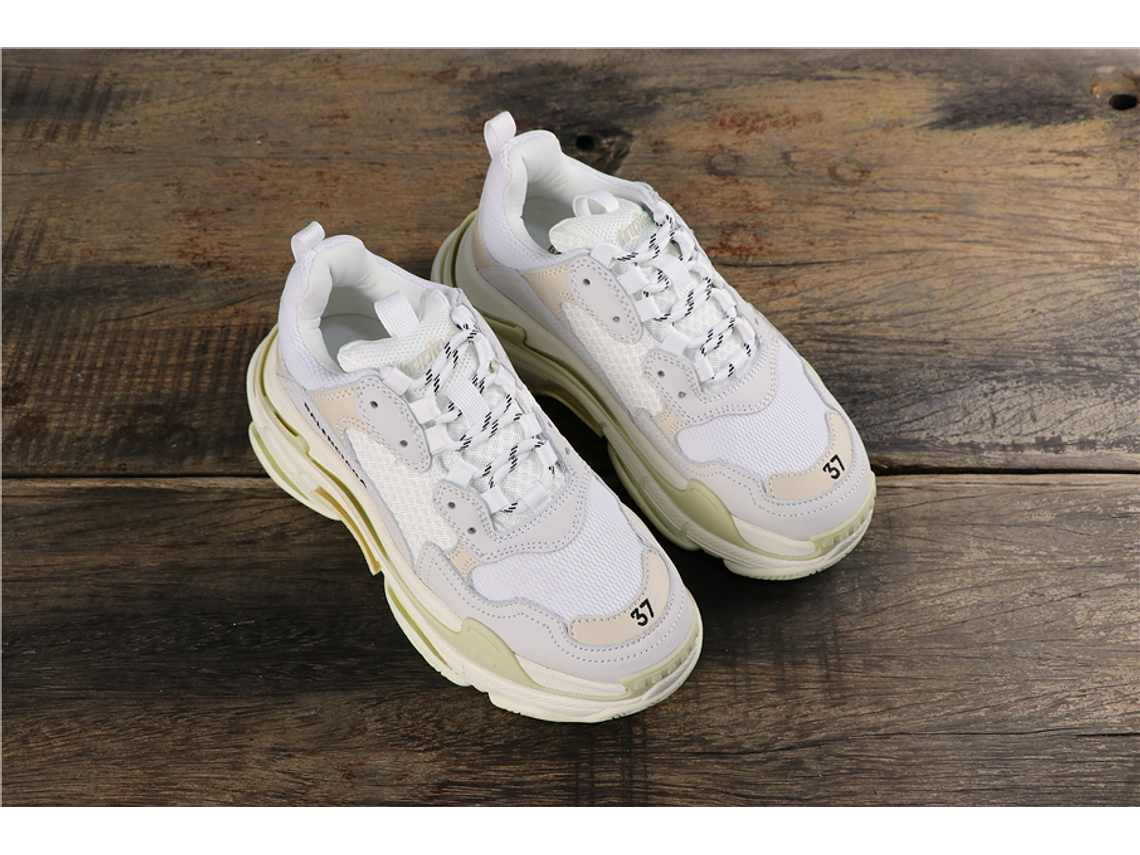 Balenciaga Triple S cream 5