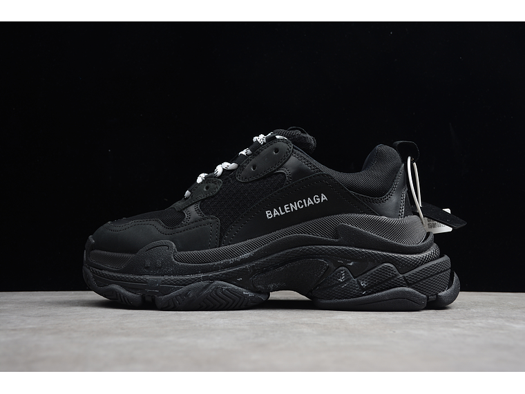 Balenciaga Triple S Black 1